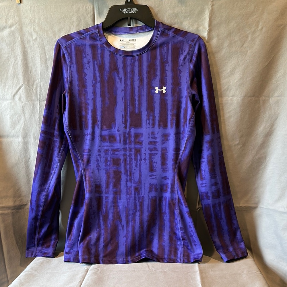 Under Armour Fitted Graphic Long Sleeve Cold Gear Tee in Purple Black